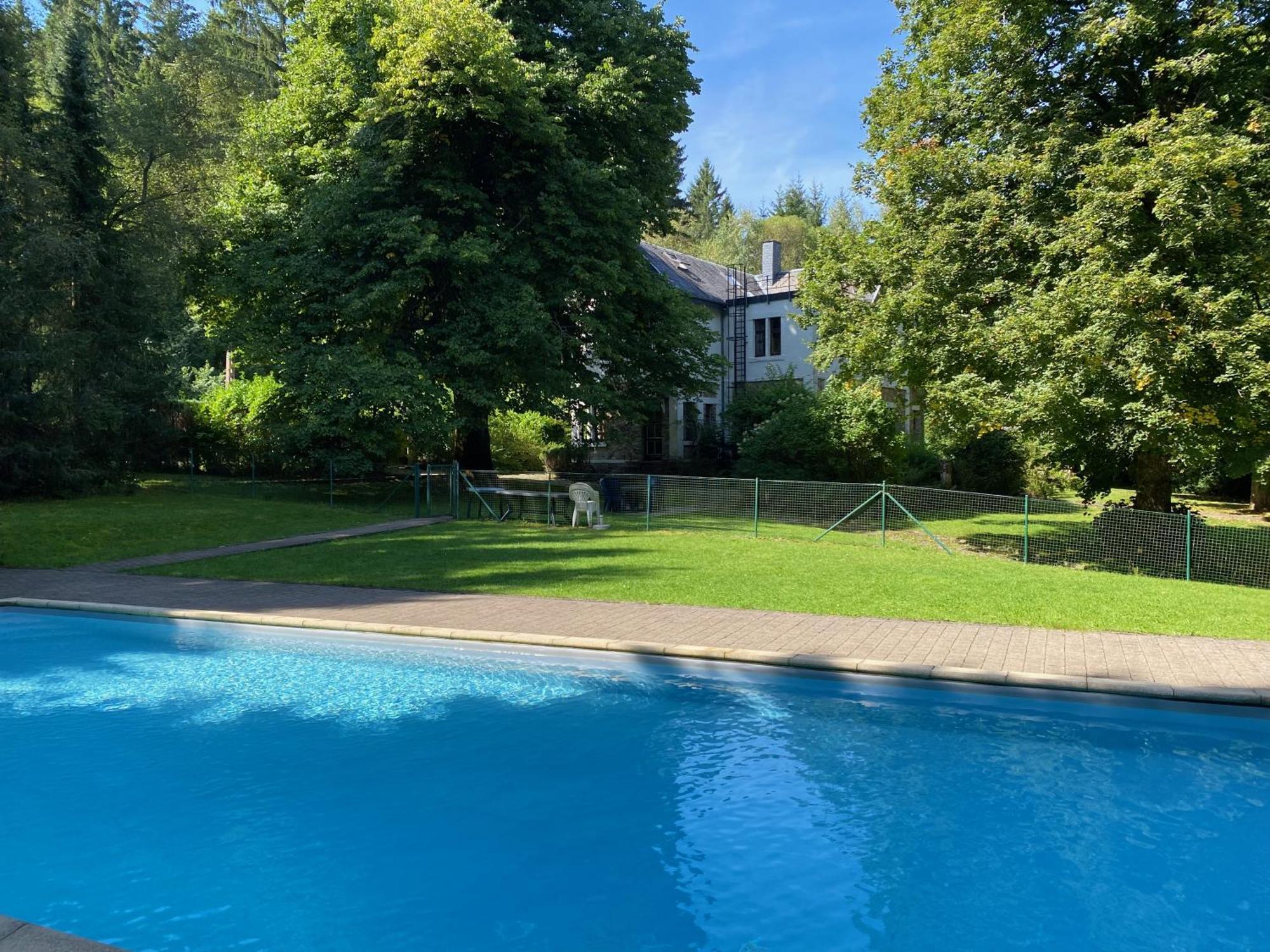 Le Clos Des Tilleuls - De Charme Avec Piscine Au Coeur De La Nature